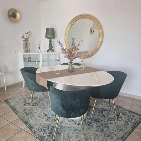 アパート Aloes *